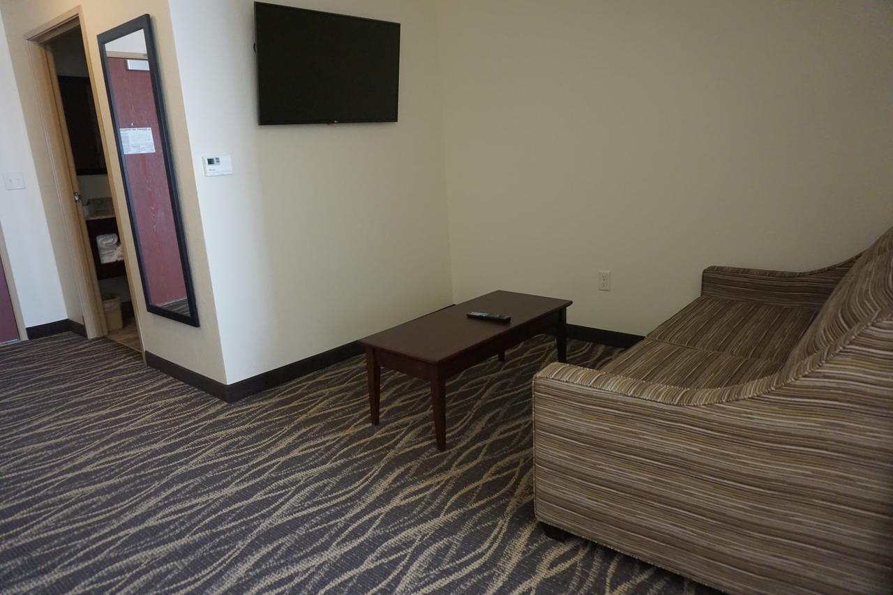 Cobblestone Hotel & Suites - צ'יפווה פולס מראה חיצוני תמונה